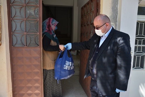 Büyükşehir’den 1500 aileye gıda yardımı