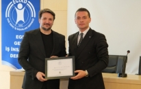 İş Dünyasında Yapay Zekâ Dönüşümü