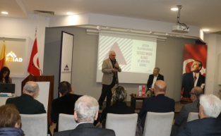 Başkan Özdemir Bumiad’da Nilüfer’i anlattı