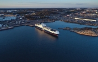 “Kadın İçin Taşıyoruz”