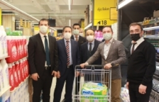 Atilla Ödünç ve Kaymakamlardan Onur Market’e ziyaret