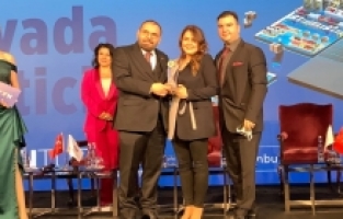 Bursalı Moremo’ya “Tüketici Kalite Memnuniyet Ödülü”