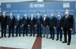 Bakan Karaismailoğlu: “İş dünyamızın her zaman yanındayız”