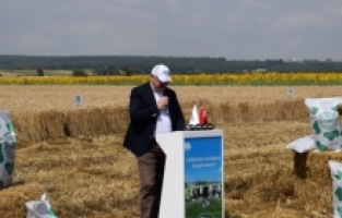 “Tarla Günü”nde doğal gübre çeşitlerinin toprak ve ürün üzerindeki etkileri paylaşıldı