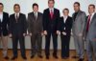 BİSİAD'da Akın'a güvenoyu