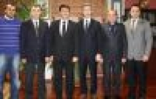 BURSİAD' dan Mustafa Dündar' a ziyaret 