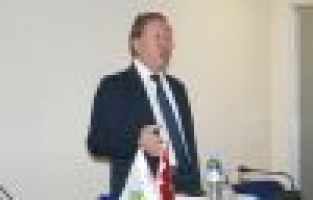 UİB üyelerine hukuk semineri verildi