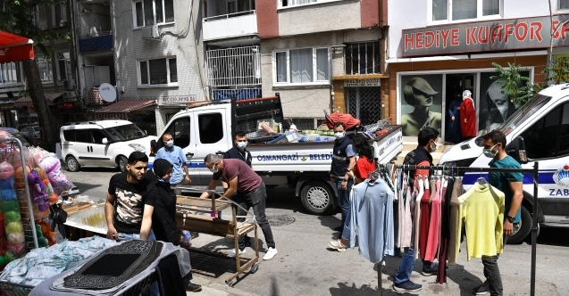 Osmangazi'de kaldırımlar işgalden kurtarıldı