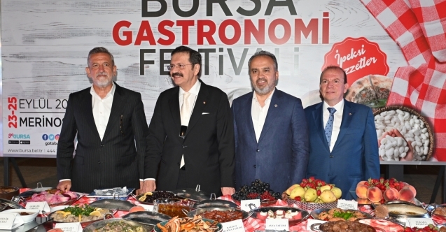 Hisarcıklıoğlu’na ‘Bursa hizmet nişanı’